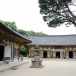 Hamwolsan Girimsa Temple