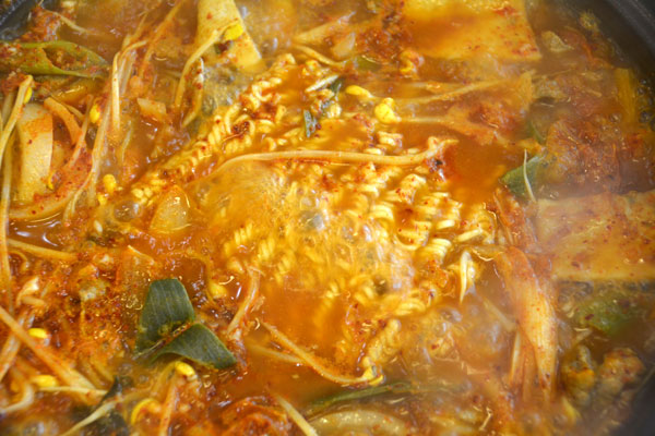 釜山南浦洞のジョンソン食堂