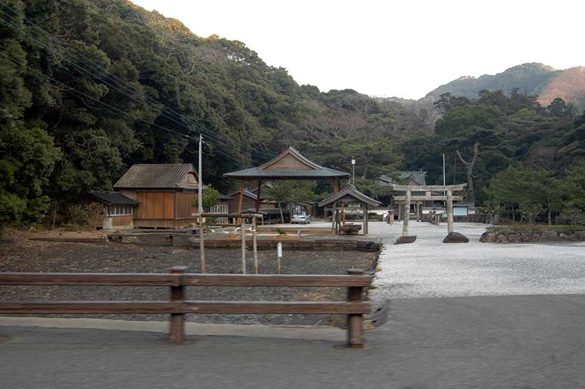 와타즈미신사(和多都美 神社)