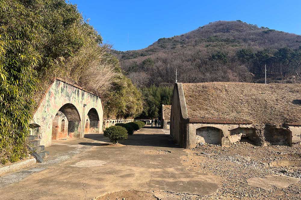 加徳島・外洋浦砲陣地